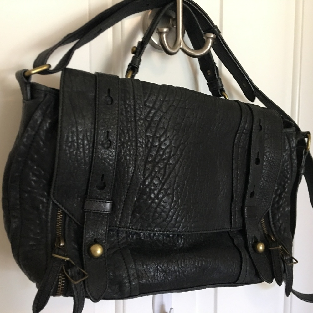 Olivia Harris black messenger bag